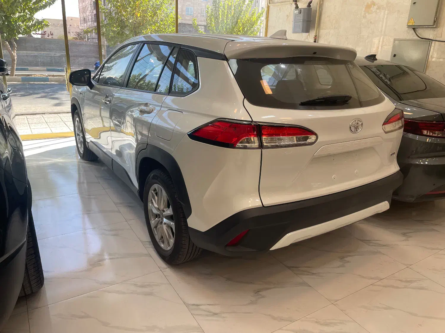 کرولا کراس 2025 هیبرید پلاک شده|خودرو سواری و وانت|اندیشه, شهرک صدف|دیوار