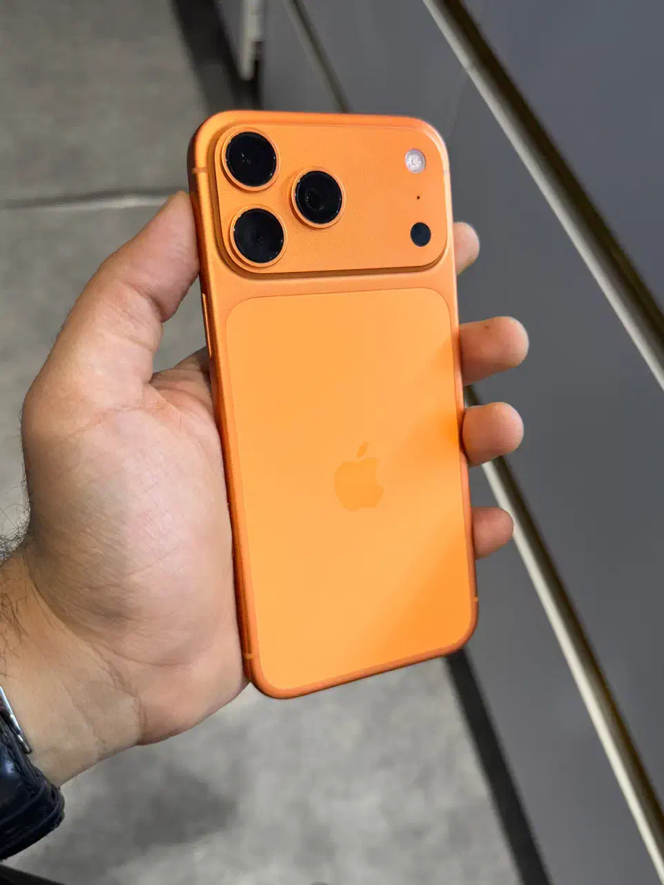 ۱۷ پرو مکس ۲۵۶ گیگ نارنجی|موبایل|تهران, باغ فیض|دیوار