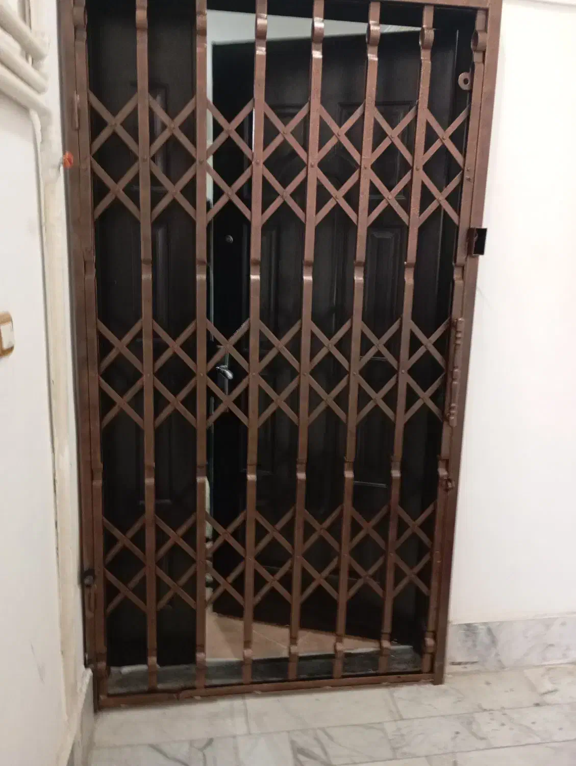 اکاردوانی.حفاظ خورده کاری( جوشکاری )و نصب|مصالح و تجهیزات ساختمان|مشهد, شهرک لشکر (شهرک غرب)|دیوار