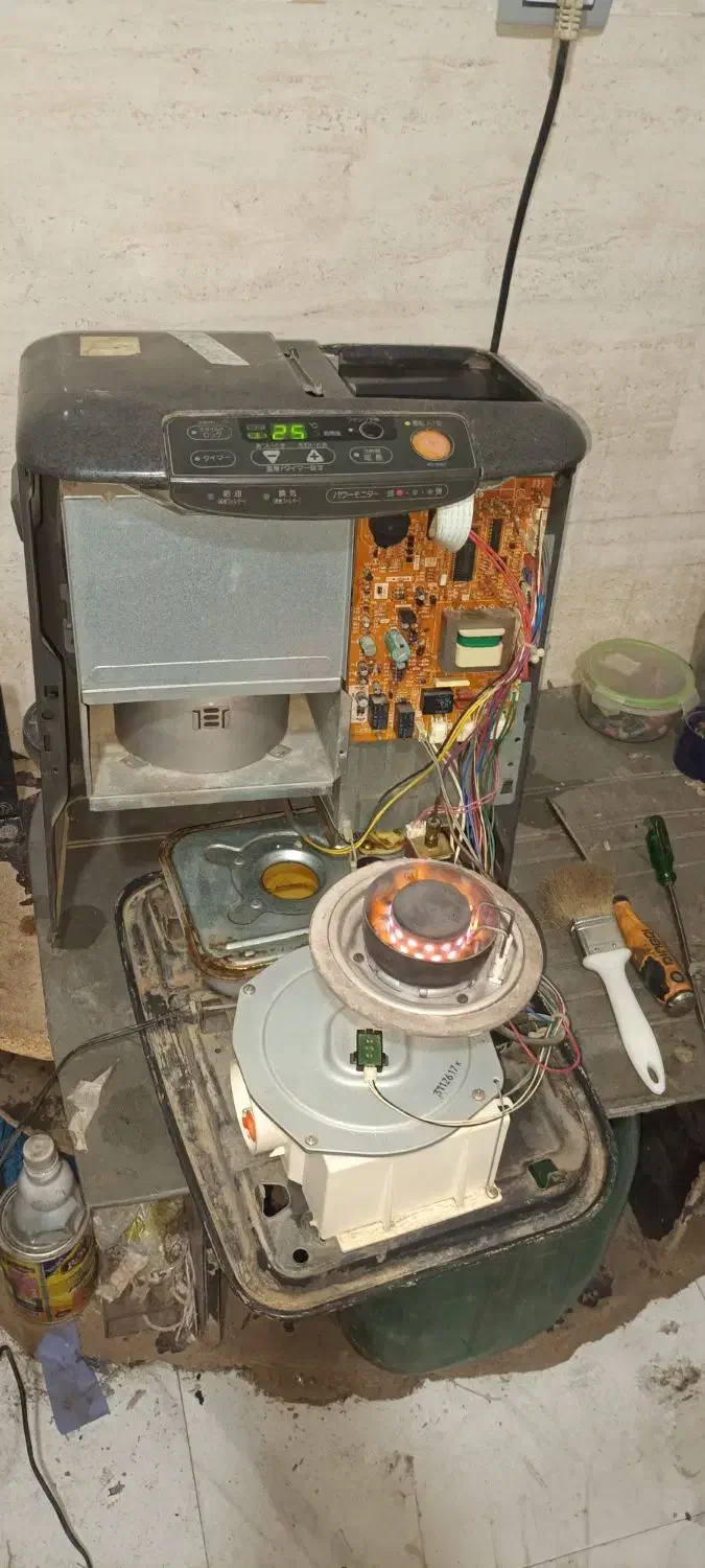 شاگرد میخام برای مغازه|استخدام صنعتی، فنی، مهندسی|سراوان, |دیوار