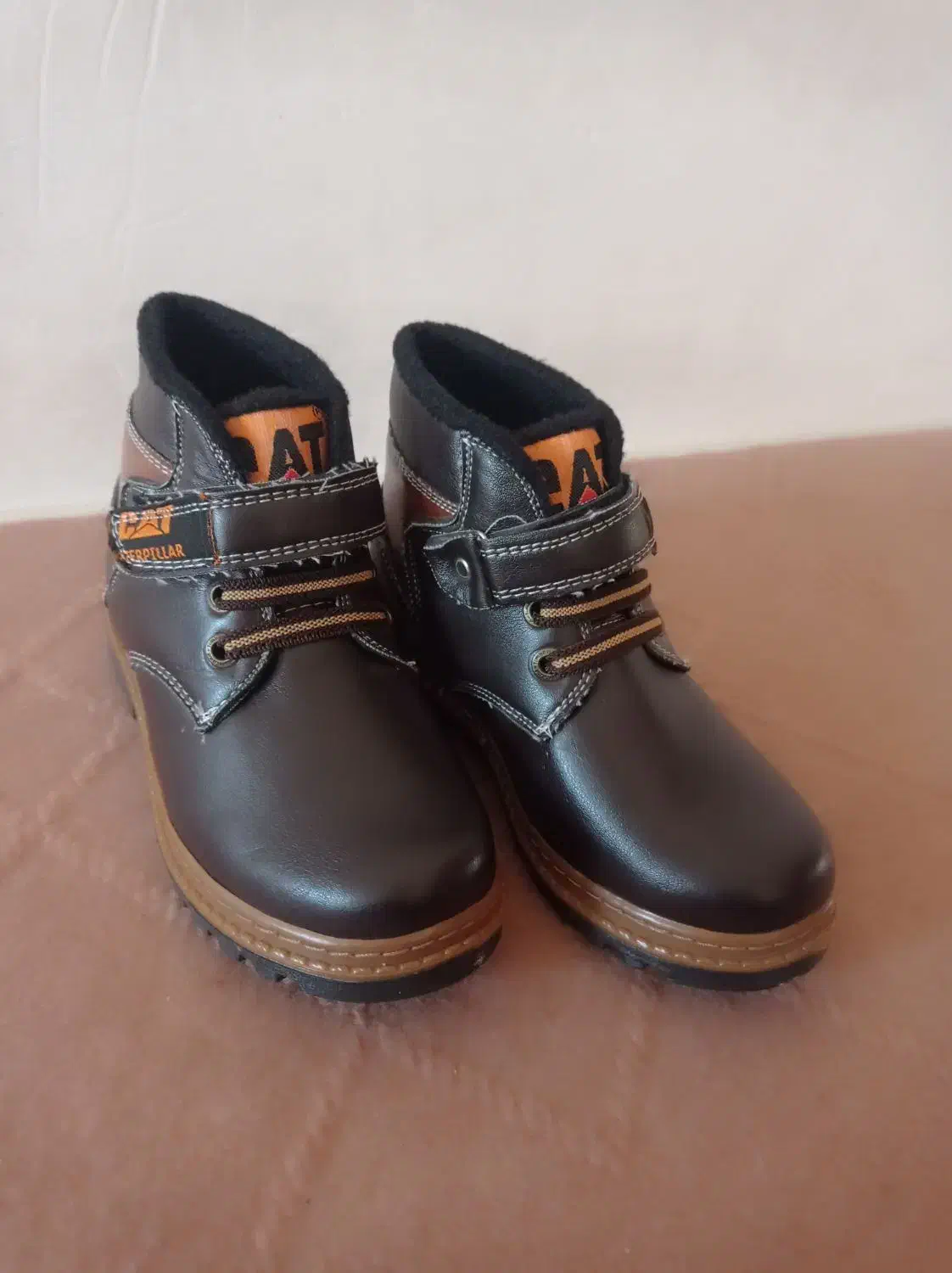 بوت پسرانه|کفش و لباس بچه|قم, ولیعصر|دیوار