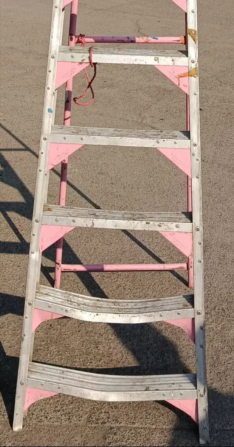 نردبان الومبنیومی|ابزارآلات|تهران, صد دستگاه|دیوار