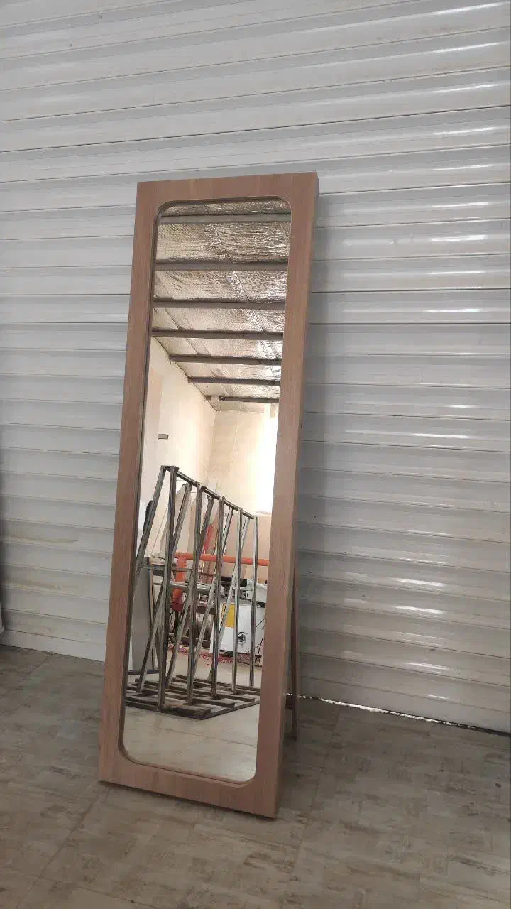 آینه ایستاه|آینه|اصفهان, طامه|دیوار