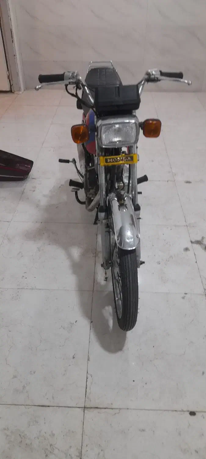 هوندا مدارک کامل ۸۷ نقدواقساط|موتورسیکلت|اسلام‌شهر, شهرک امام حسین (میان آباد)|دیوار