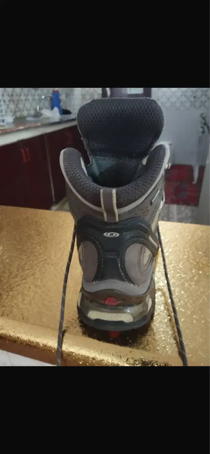 پوتین کوهنوردی سالامون|کوهنوردی و کمپینگ|شیراز, دارالرحمه|دیوار