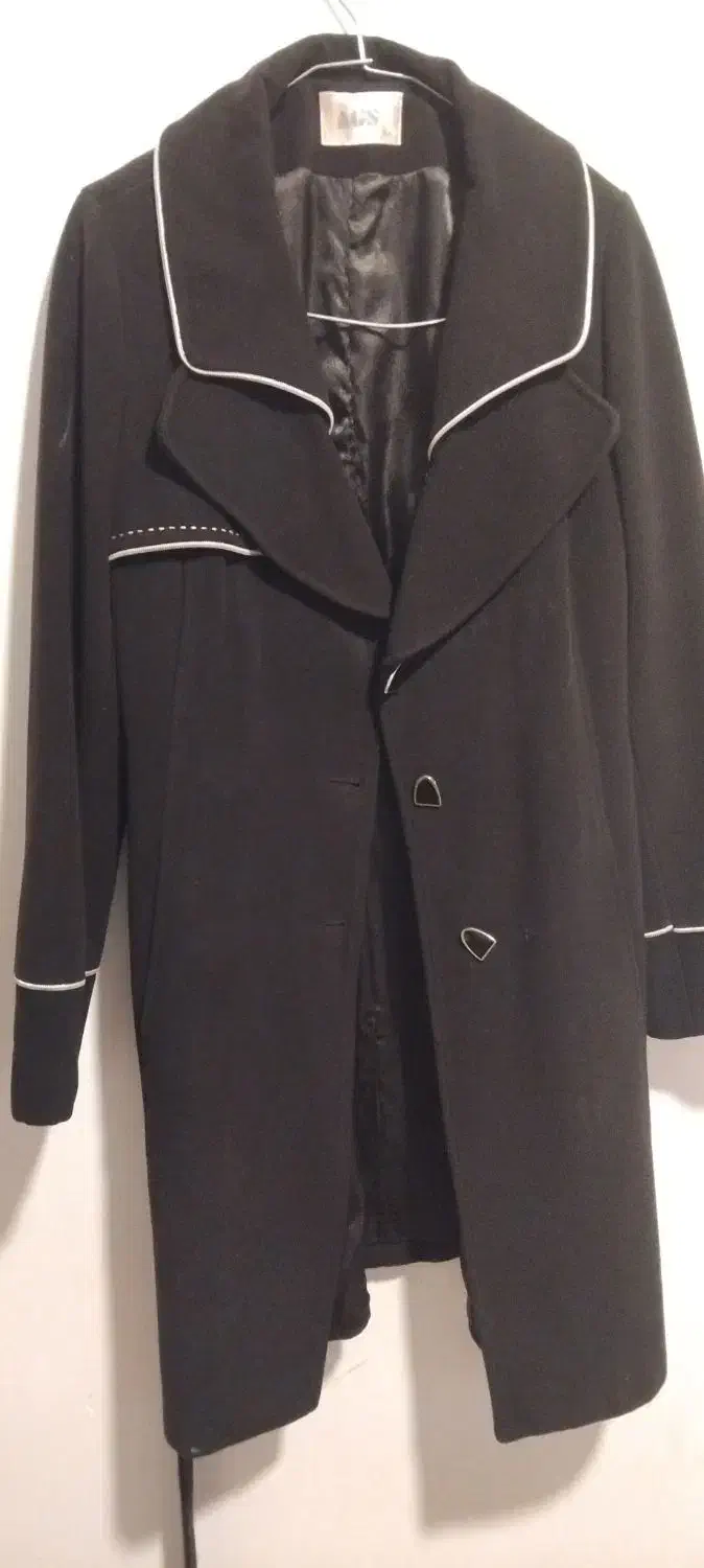 کاپشن پر|لباس|تبریز, |دیوار