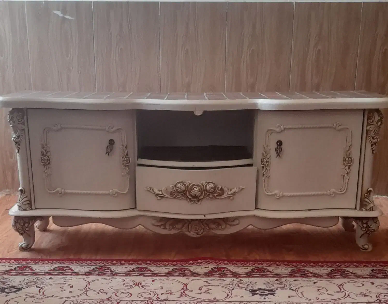 زیر تلویزیونی ال ای دی قیمت یک ملیون|میز تلویزیون|فیروزآباد (فارس), |دیوار