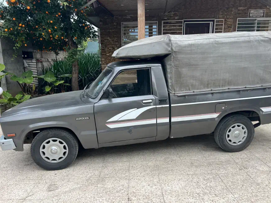 مزدا مدل ۷۶ تمیز و مرتب|خودرو سواری و وانت|تنکابن, |دیوار