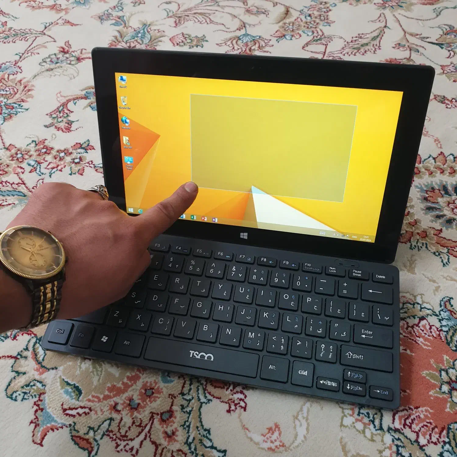 لپ تاپ Surface لمسی با لوازم کامل|رایانه همراه|شیراز, فرگاز|دیوار