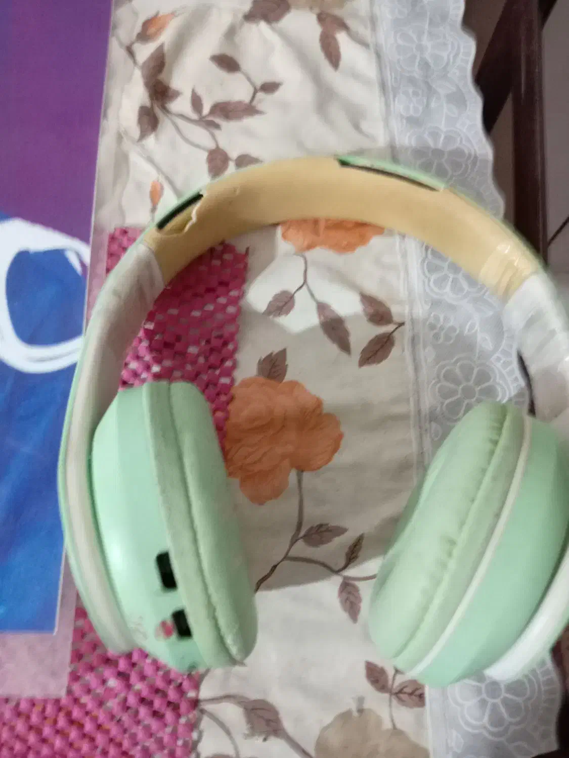 هدفون 200 میز دکور2تومان فرش3تومان|سیستم صوتی خانگی|نجف‌آباد, امیرآباد|دیوار