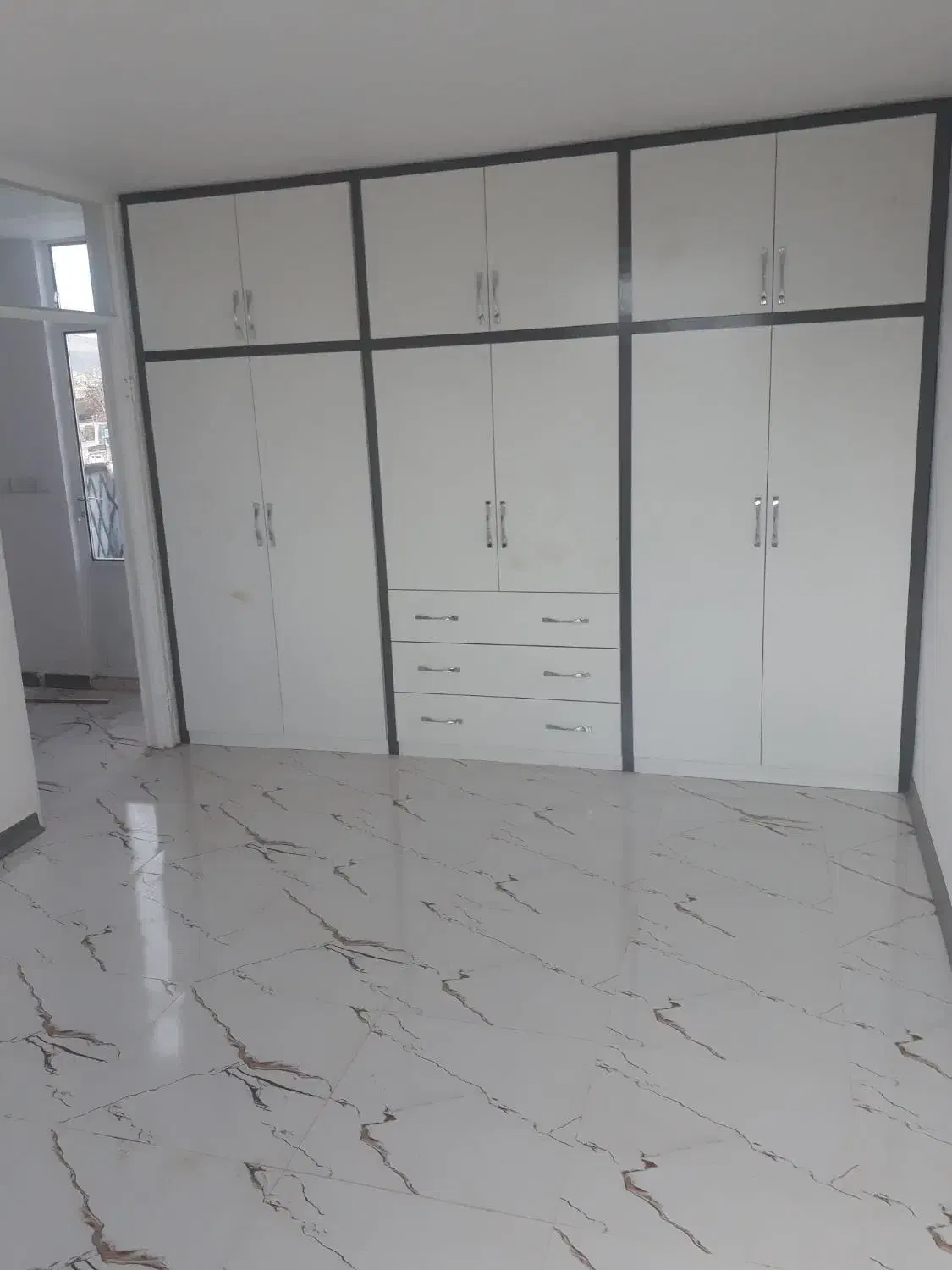 کمد دیواری|جاکفشی، کمد، دراور|شاهین‌شهر, گرگاب|دیوار