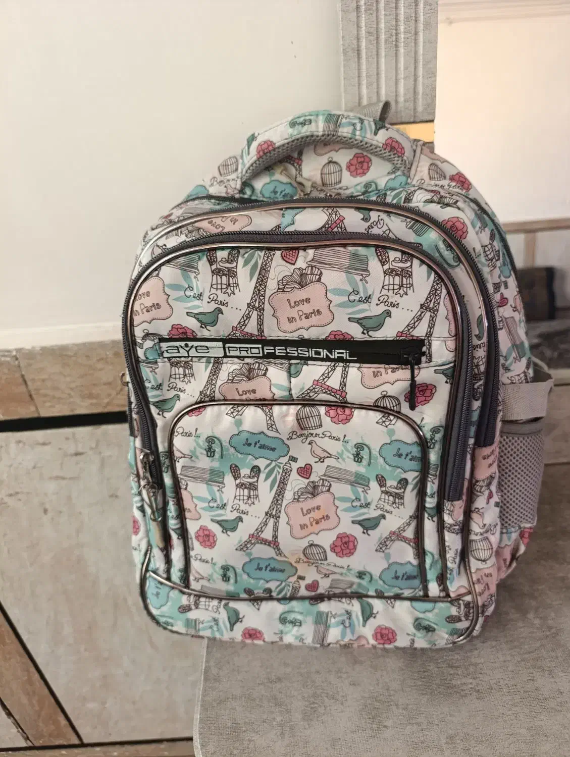 کیف مدرسه نونونوفقط200|کیف، کفش، کمربند|دزفول, |دیوار