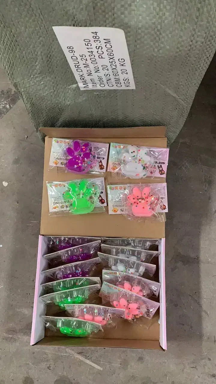 فیجت نرمالو اسکوییشی|اسباب‌‌بازی|آفتاب, |دیوار