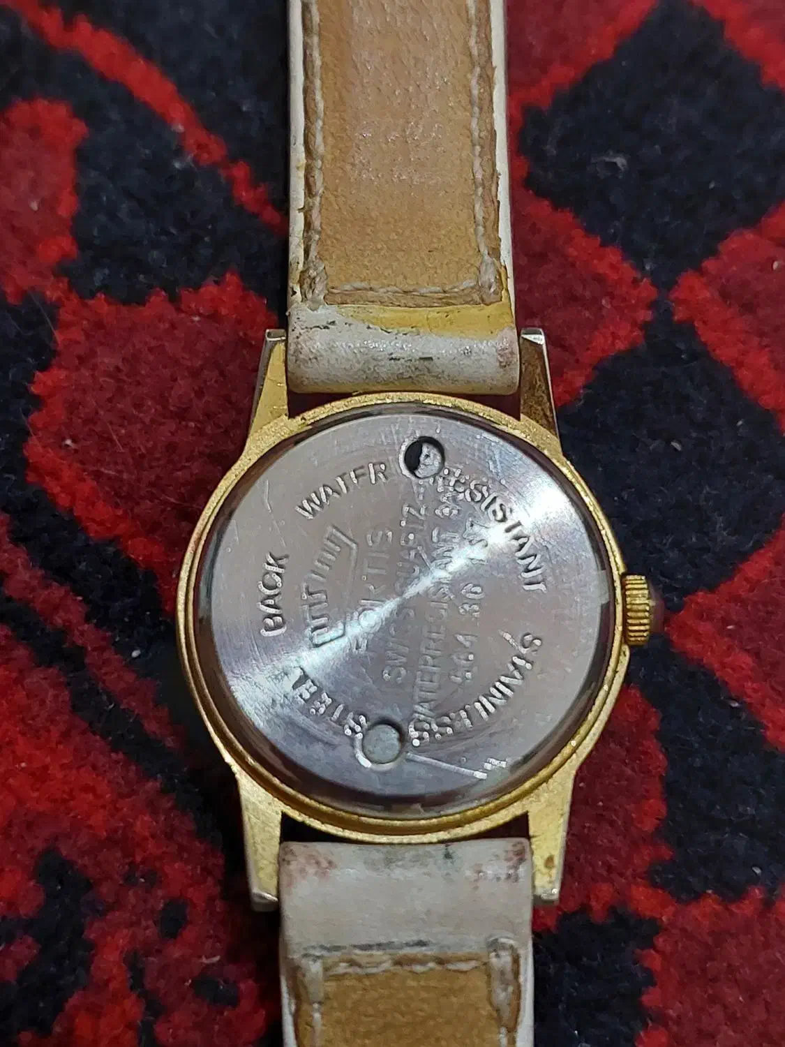 ساعت قدیمی فورتیس اصل|کلکسیون اشیاء عتیقه|تهران, شهرک آزمایش|دیوار