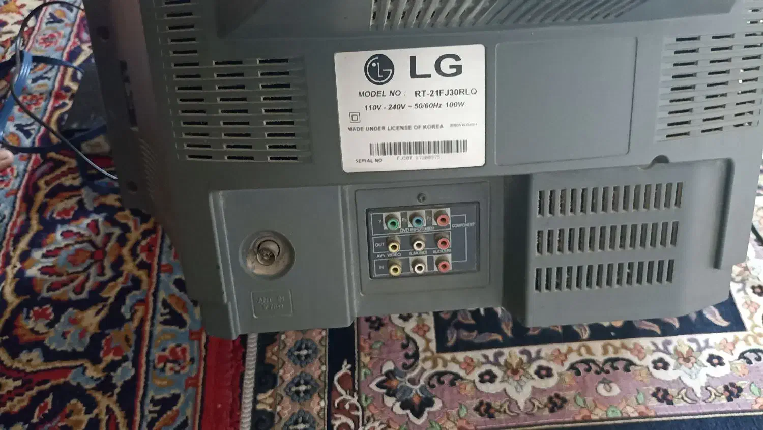 فروش فوری یک عدد تلویزیون همراه با دستگاه|تلویزیون و پروژکتور|چابهار, |دیوار