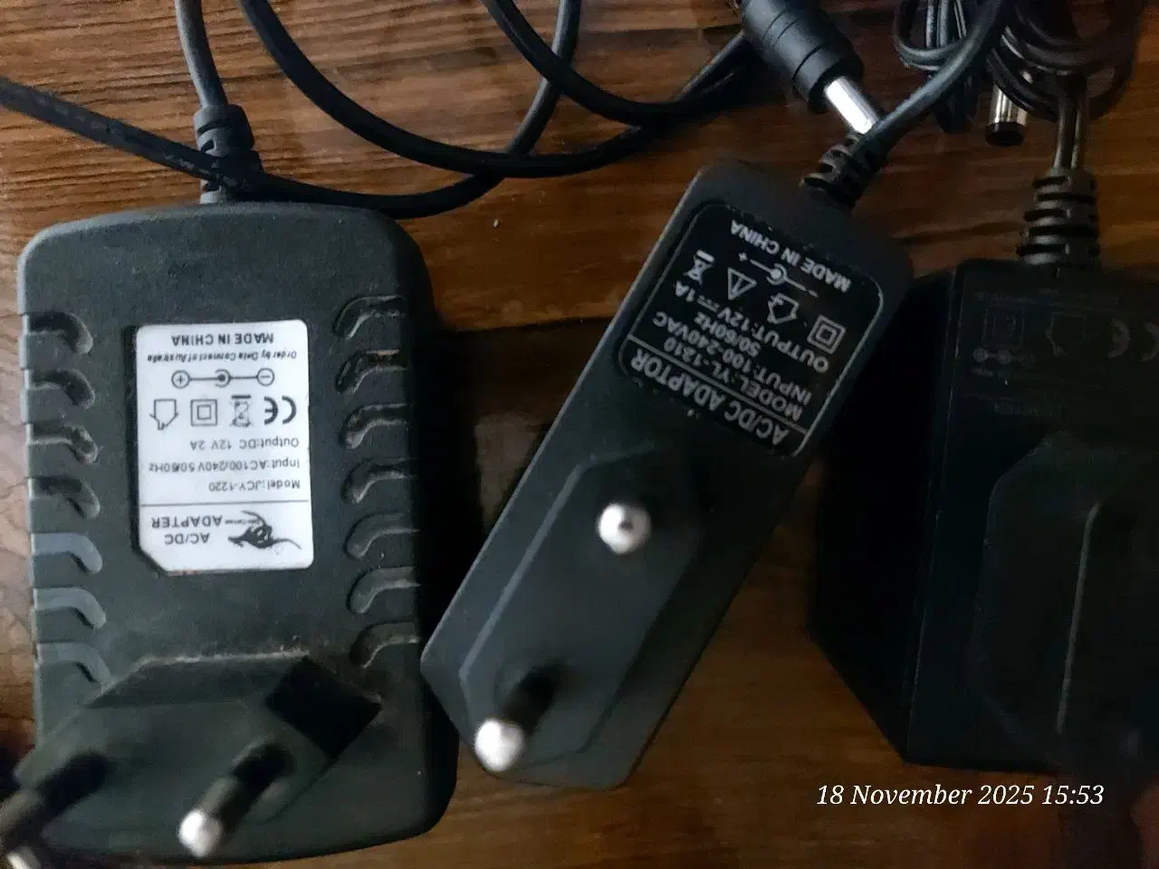 آداپتور مودم|مودم و تجهیزات شبکه|کرج, شاهینویلا|دیوار