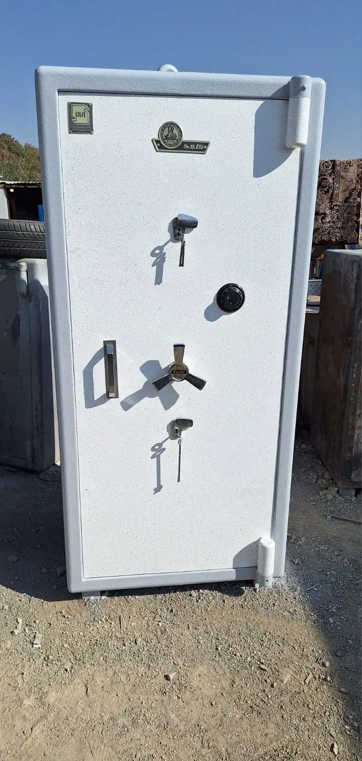 گاوصندوق LKLK|ابزارآلات|شیراز, فخرآباد (دروازه کازرون)|دیوار