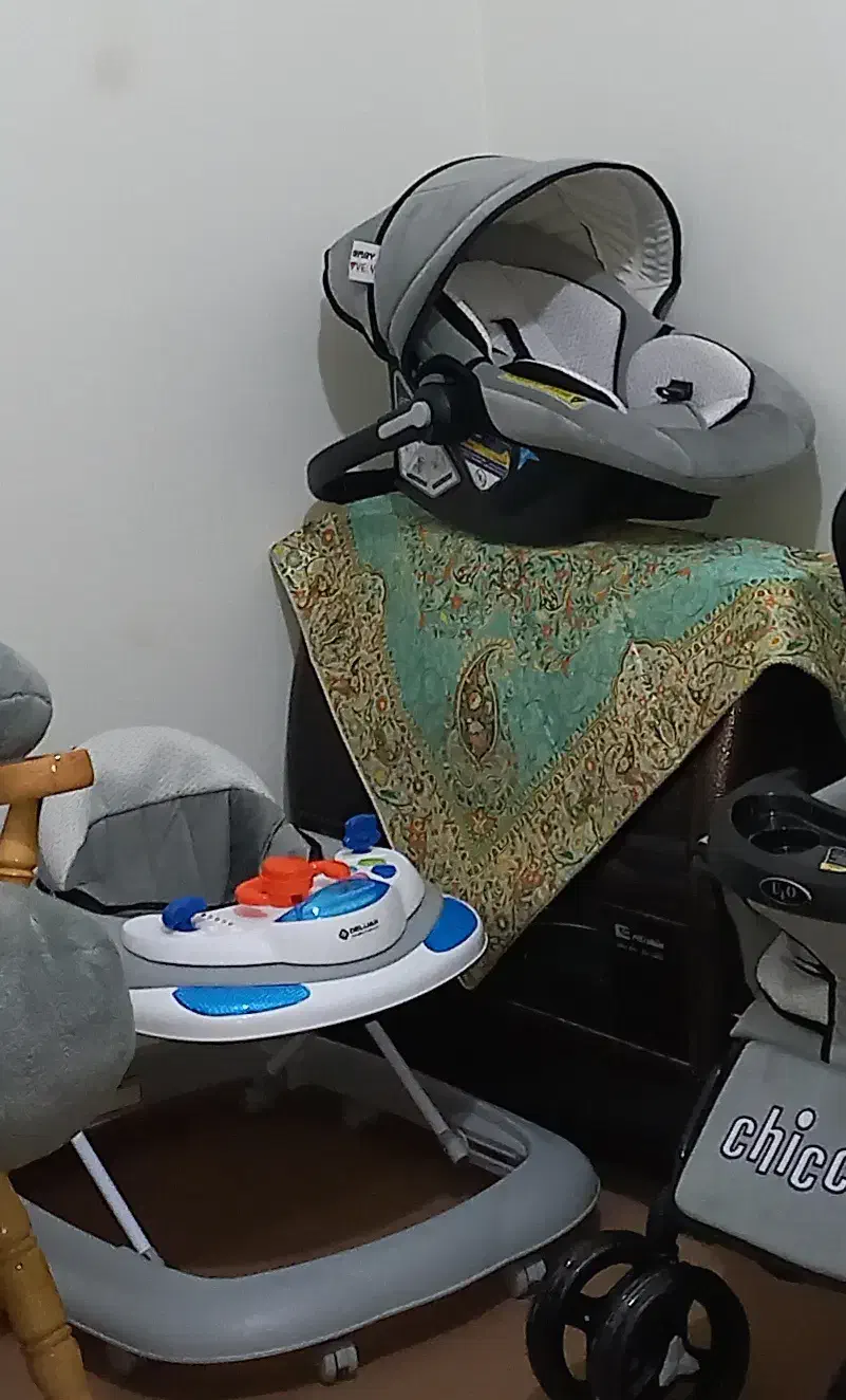 روروئک و کالسکه و کریر|اسباب و اثاث بچه|قوچان, |دیوار