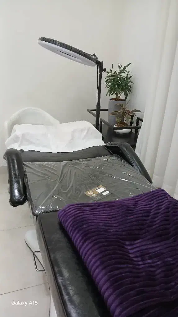 فیشیال کار|استخدام درمانی، زیبایی، بهداشتی|رشت, دیلمان|دیوار