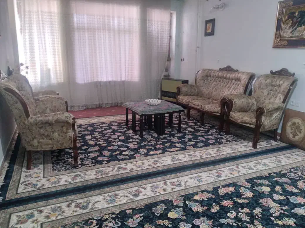 ۷ نفره تمیز ۱۲ تومن|مبلمان خانگی و میز عسلی|دزفول, |دیوار