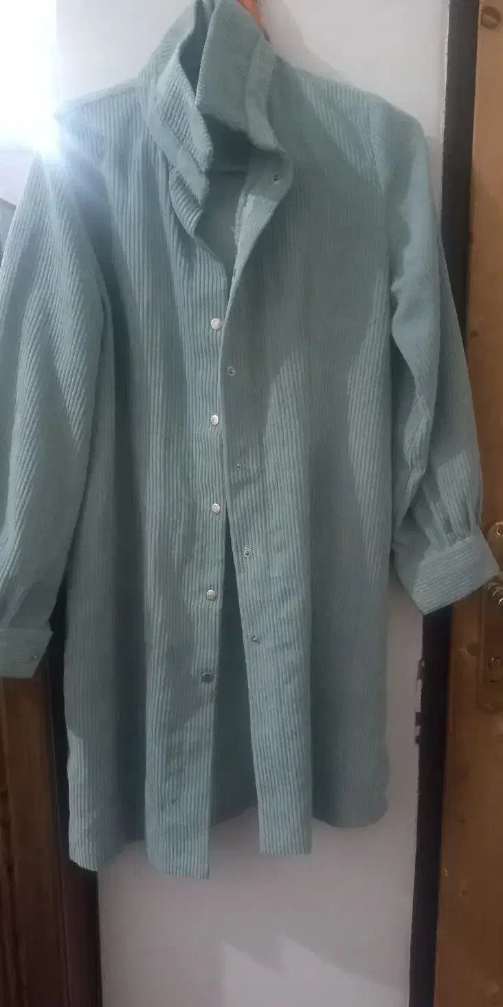 یه پلاستیک پر لباس زمستونی سایز ۳۸ ا ۴۰|لباس|اشتهارد, |دیوار