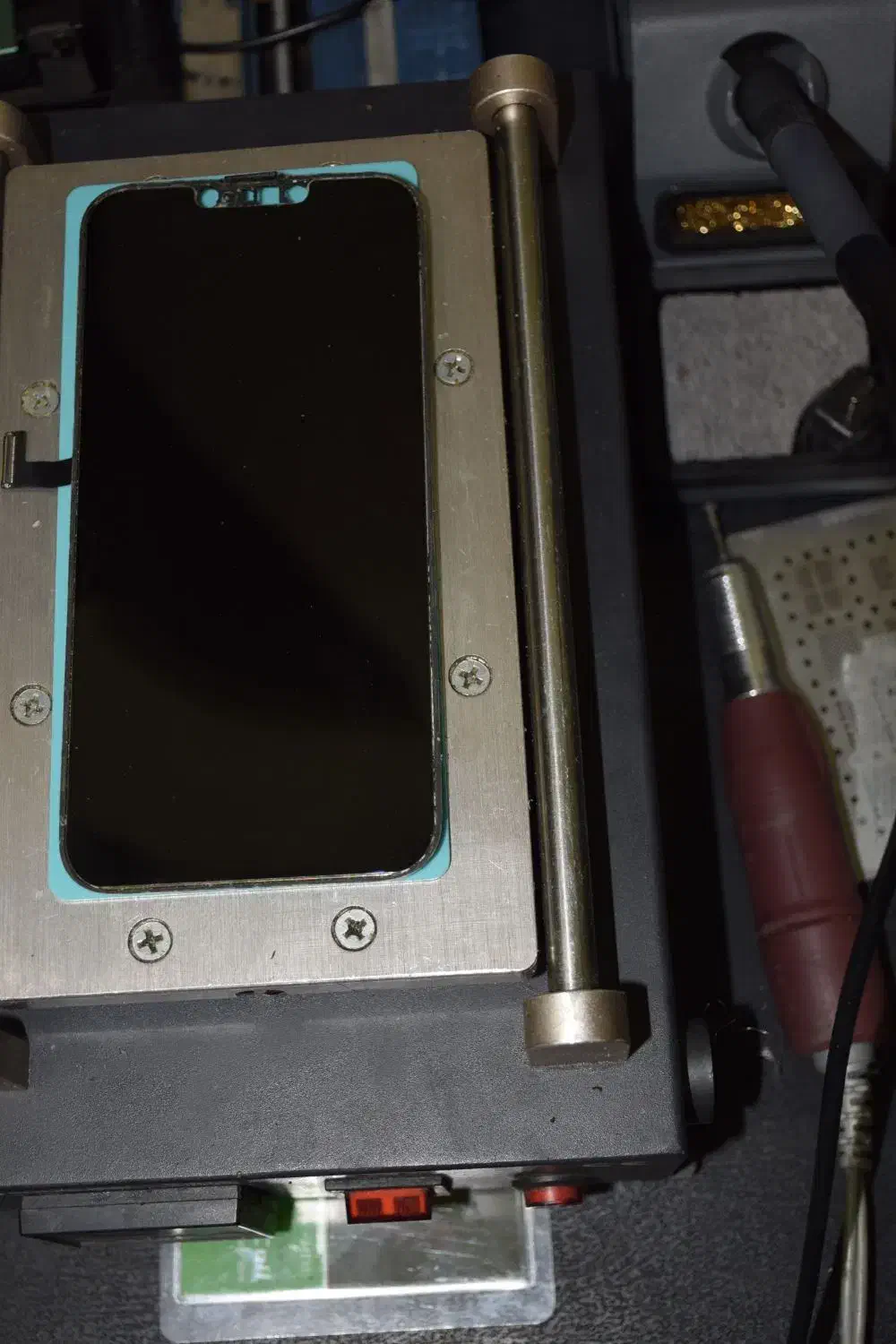 تعویض گلس فنی السیدی تمام مدل های موبایل و تبلت|خدمات رایانه‌ای و موبایل|تهران, امیر بهادر|دیوار