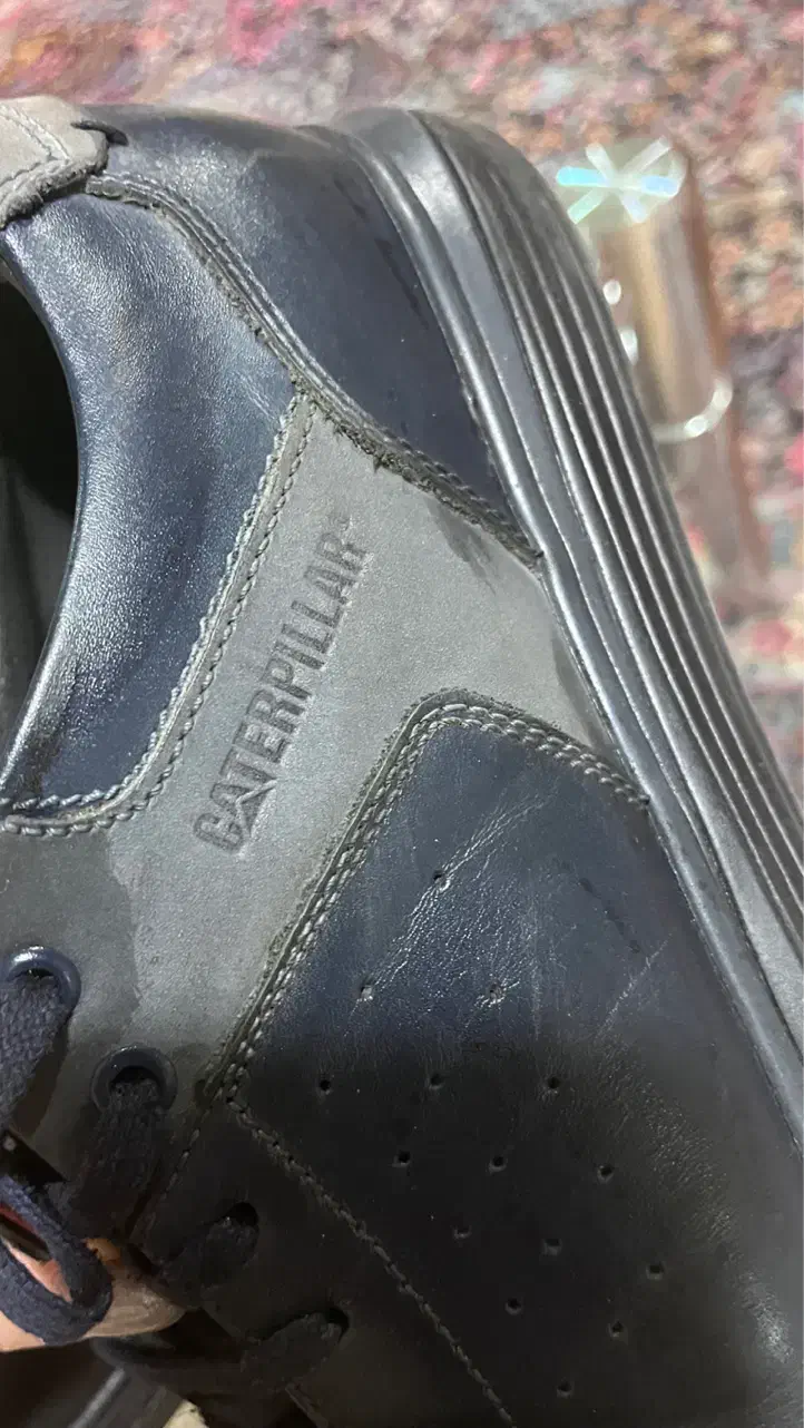 کفش چرم برند کاترپیلار سایز۴۳|کیف، کفش، کمربند|کرمان, |دیوار