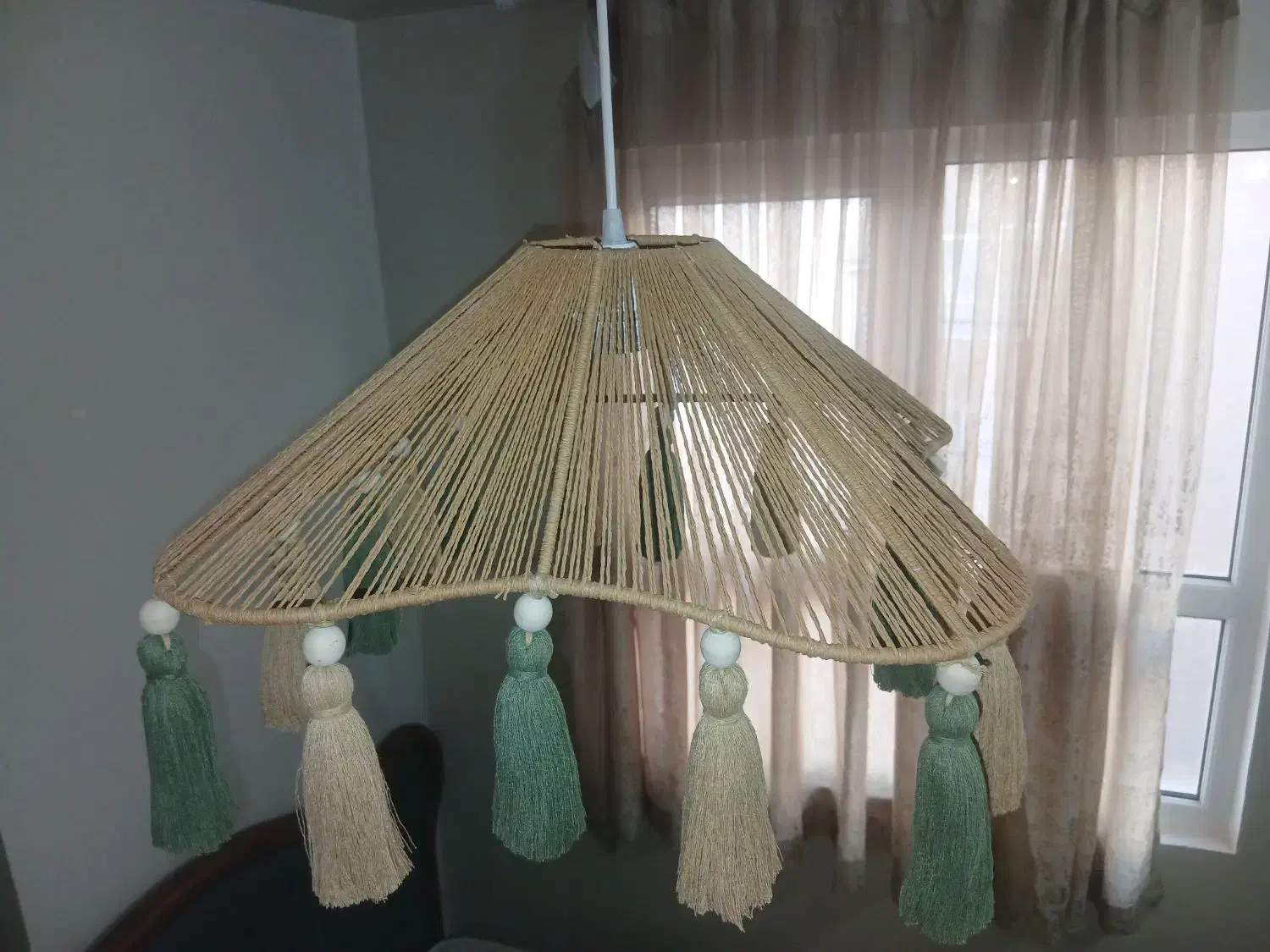 لوستر|لوستر و چراغ آویز|قم, شاه سید علی|دیوار