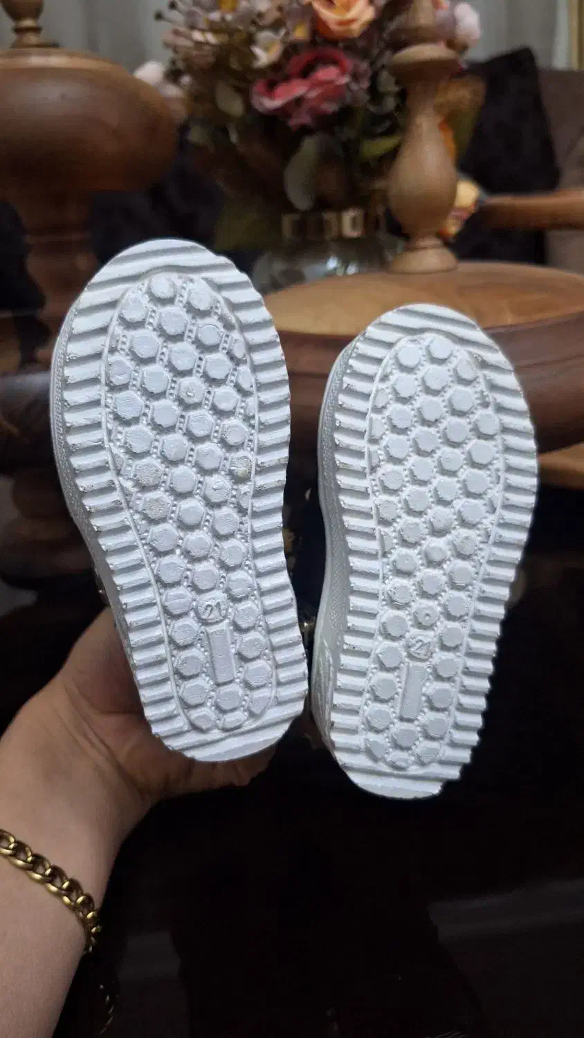 کفش نو سایز 21مناسب سیسمونی 750 هزار|کفش و لباس بچه|تهران, بیسیم|دیوار