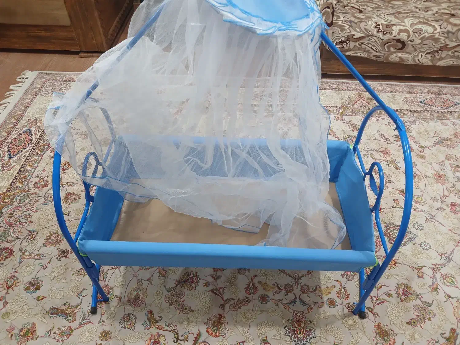 گهواره کودک|تخت و صندلی بچه|مشگین شهر, |دیوار