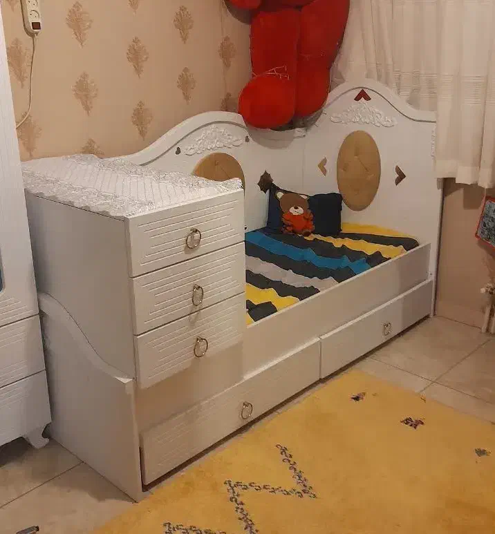سرویس تخت و کمد و ویترین کودک|تخت و صندلی بچه|تهران, شهرک شهید باقری|دیوار
