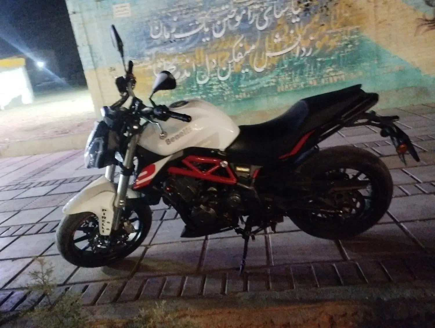 بنلی 300|موتورسیکلت|شیراز, هفت تنان|دیوار