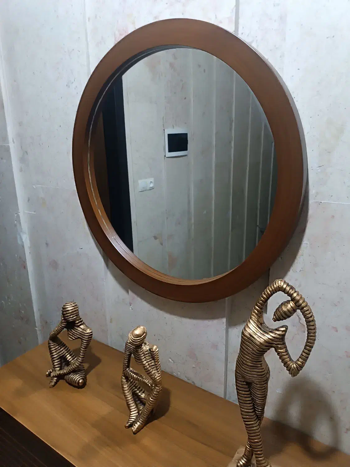 اینه گرد چوبی نو|آینه|گلپایگان, |دیوار