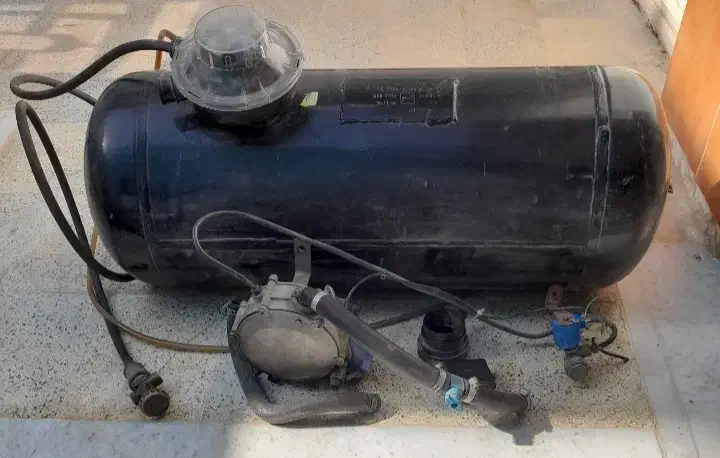 سه تکه پرده پارچه ایی و یک مخزن گاز ال پی جی سالم|پرده، رانر، رومیزی|برازجان, |دیوار