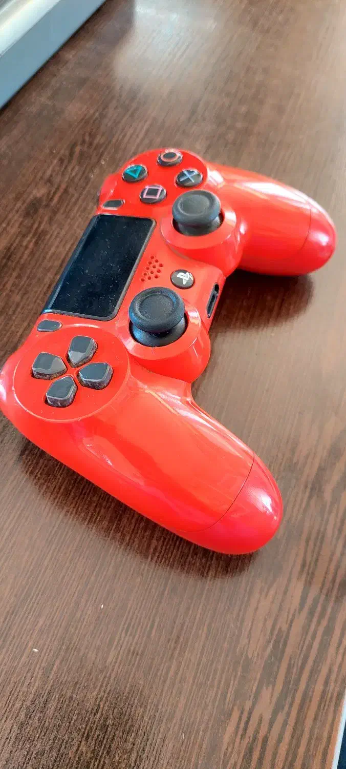 دسته اصلی رو کارتنی|کنسول، بازی ویدئویی و آنلاین|شیراز, شهرک رضوان|دیوار