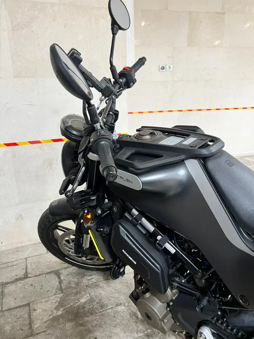 هاسکوارنا اسوارتپیلن ۲۵۰|موتورسیکلت|تهران, فاطمی|دیوار