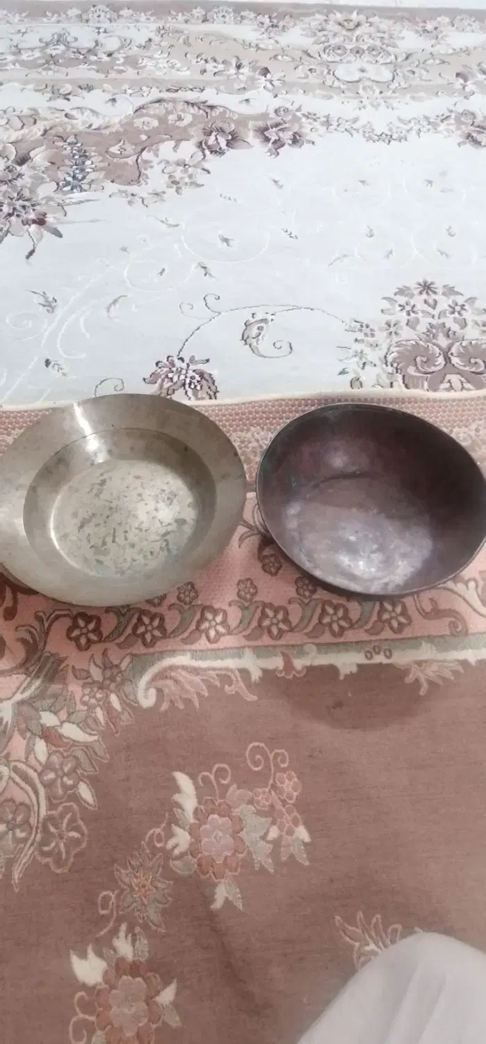 دو عدد کاسه قاجاریه|ظروف سرو و پذیرایی|شیروان (خراسان), |دیوار