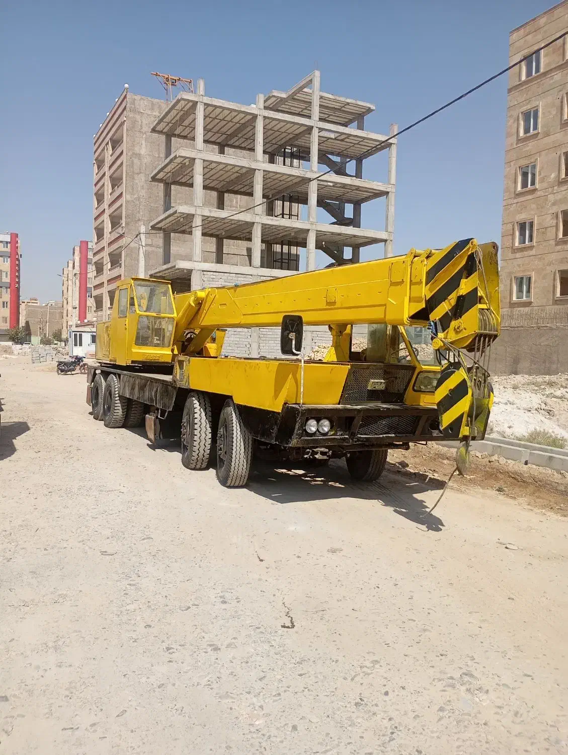 جرثقیل ۴۰تن|خودرو سنگین|ری, علایین|دیوار