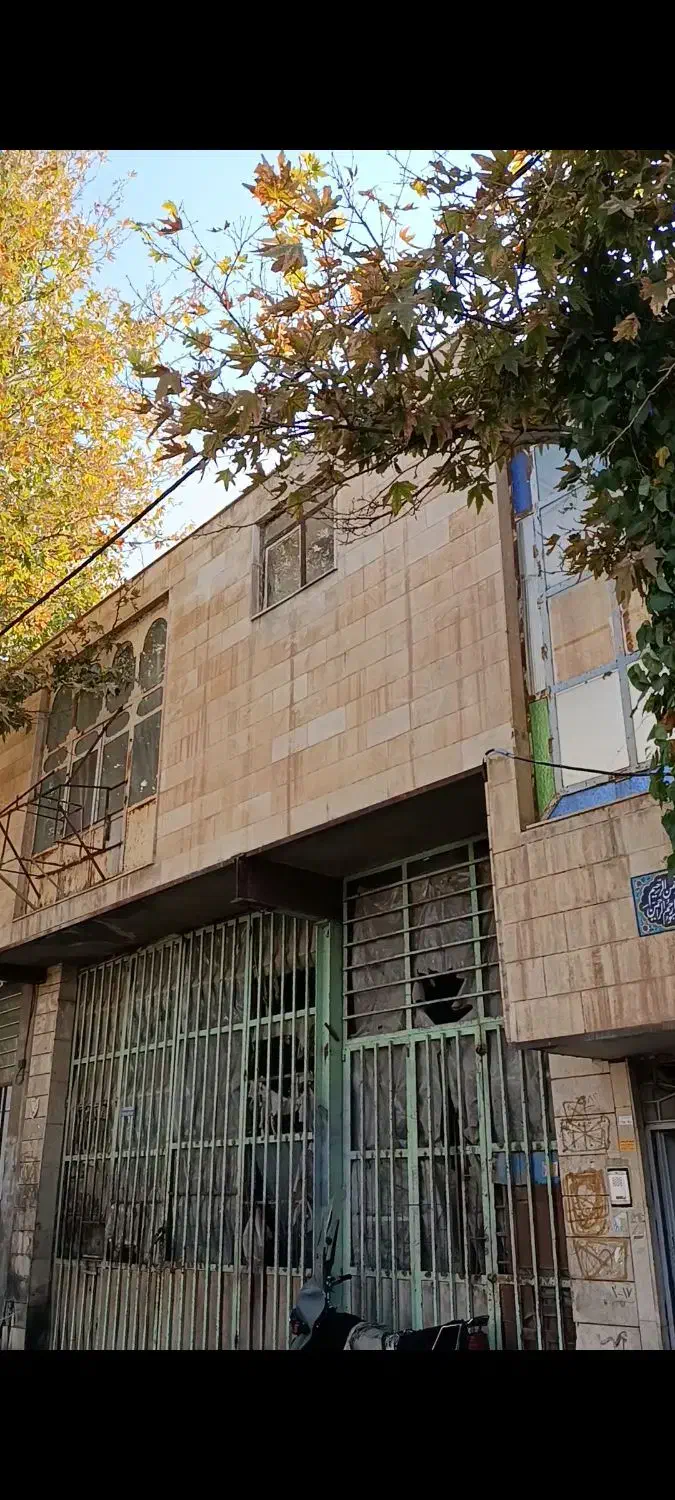 ساختمان تجاری مسکونی|فروش مغازه و غرفه|نهاوند, |دیوار