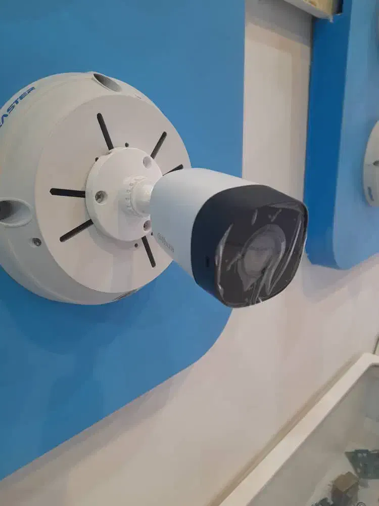 نصاب دوربین مداربسته و دزدگیر|خدمات پیشه و مهارت|قزوین, |دیوار