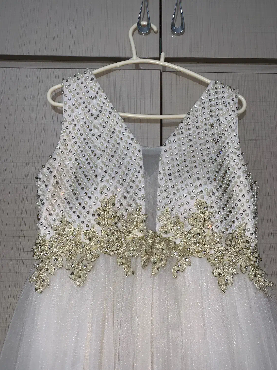 لباس عروس|لباس|گنبد کاووس, |دیوار