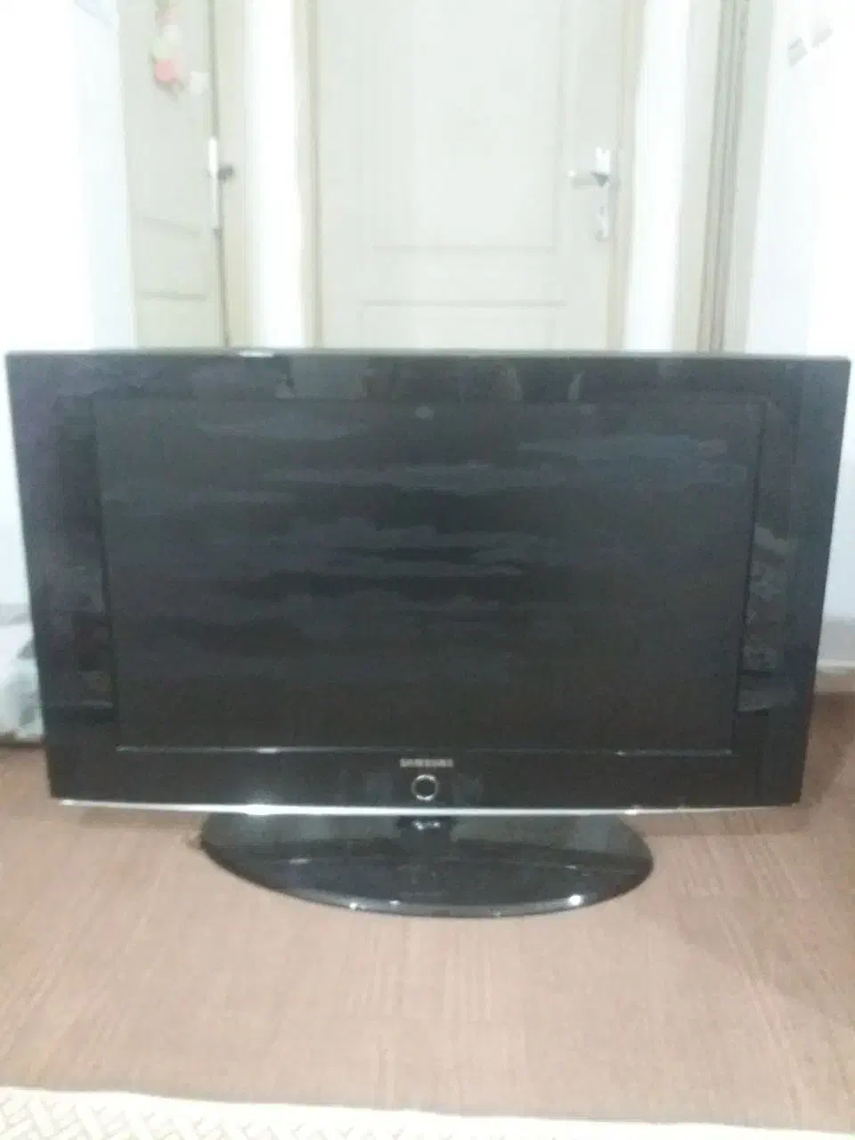 تلویزیون سامسونگ و گیرنده دیجیتال|تلویزیون و پروژکتور|رشت, کوی مهر|دیوار