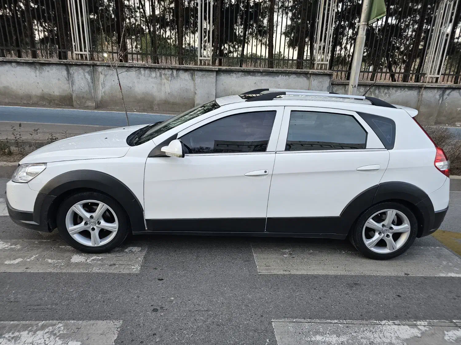 h30 کراس مدل ۹۷|خودرو سواری و وانت|مشهد, بهشت|دیوار