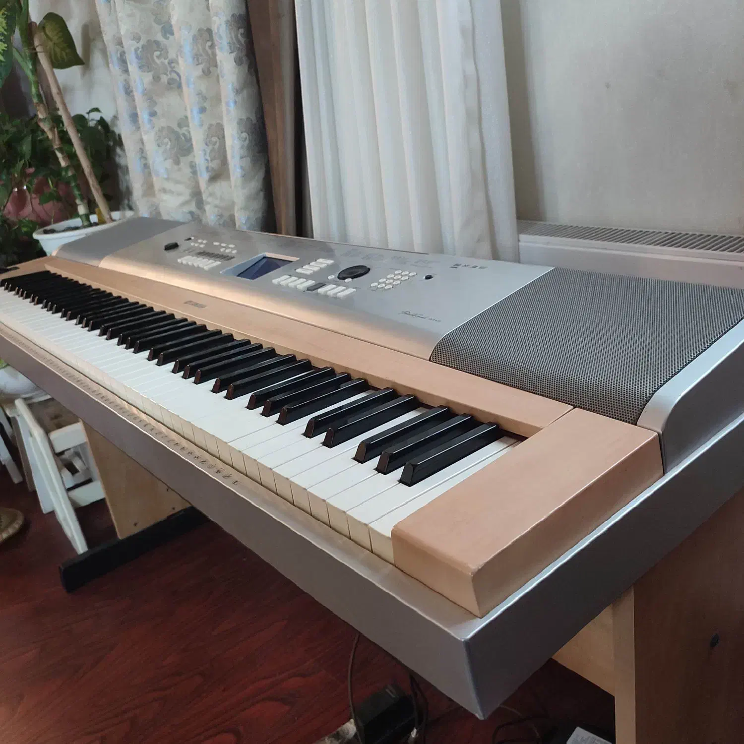 پیانو دیجیتال یاماها Yamaha|پیانو، کیبورد، آکاردئون|گرگان, |دیوار