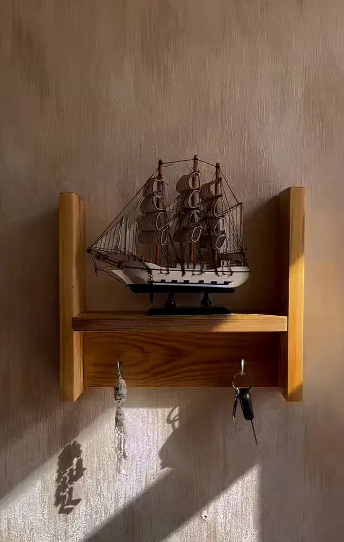 شلف چوبی جاکلیدی|کتابخانه، شلف، قفسه‌های دیواری|یزد, |دیوار