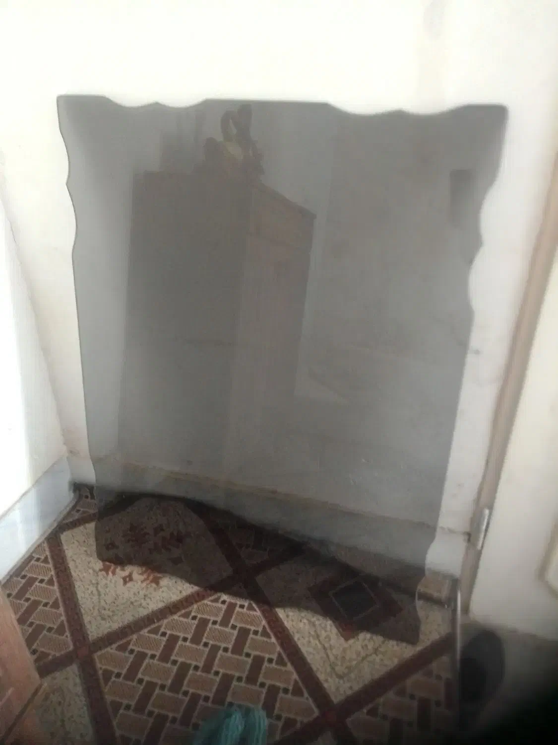 شیشه میزنهارخوری|میز و صندلی غذاخوری|تربتحیدریه, تپه ننه حجی|دیوار