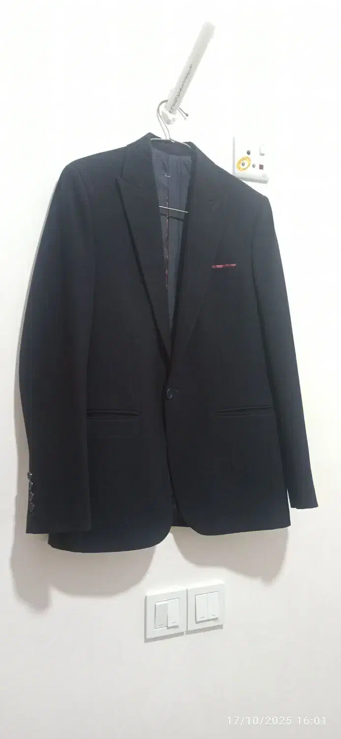 کت تک|لباس|دوگنبدان, |دیوار