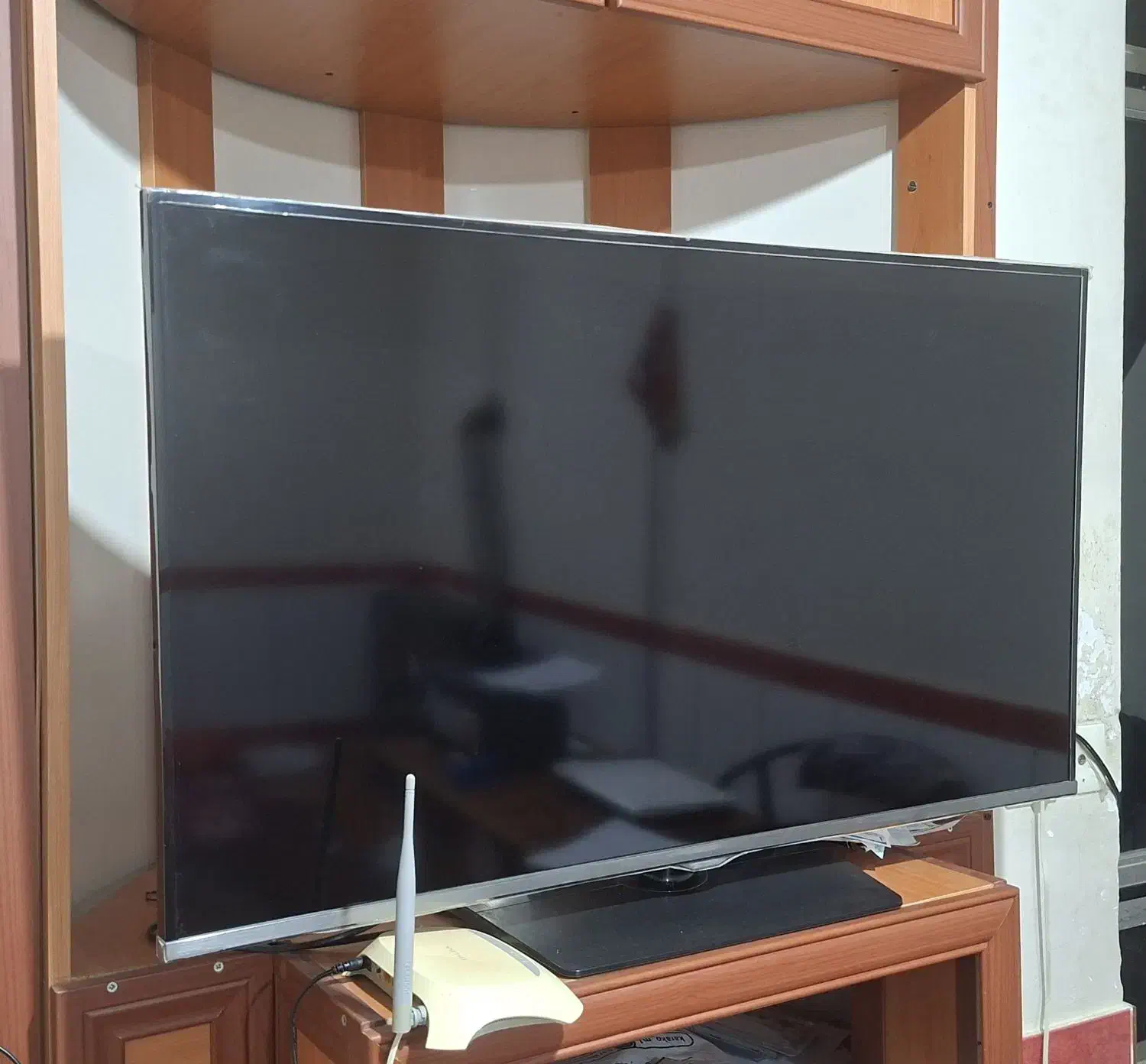 تلویزیون سامسونگ ال سی دی شکسته|تلویزیون و پروژکتور|میاندوآب, |دیوار