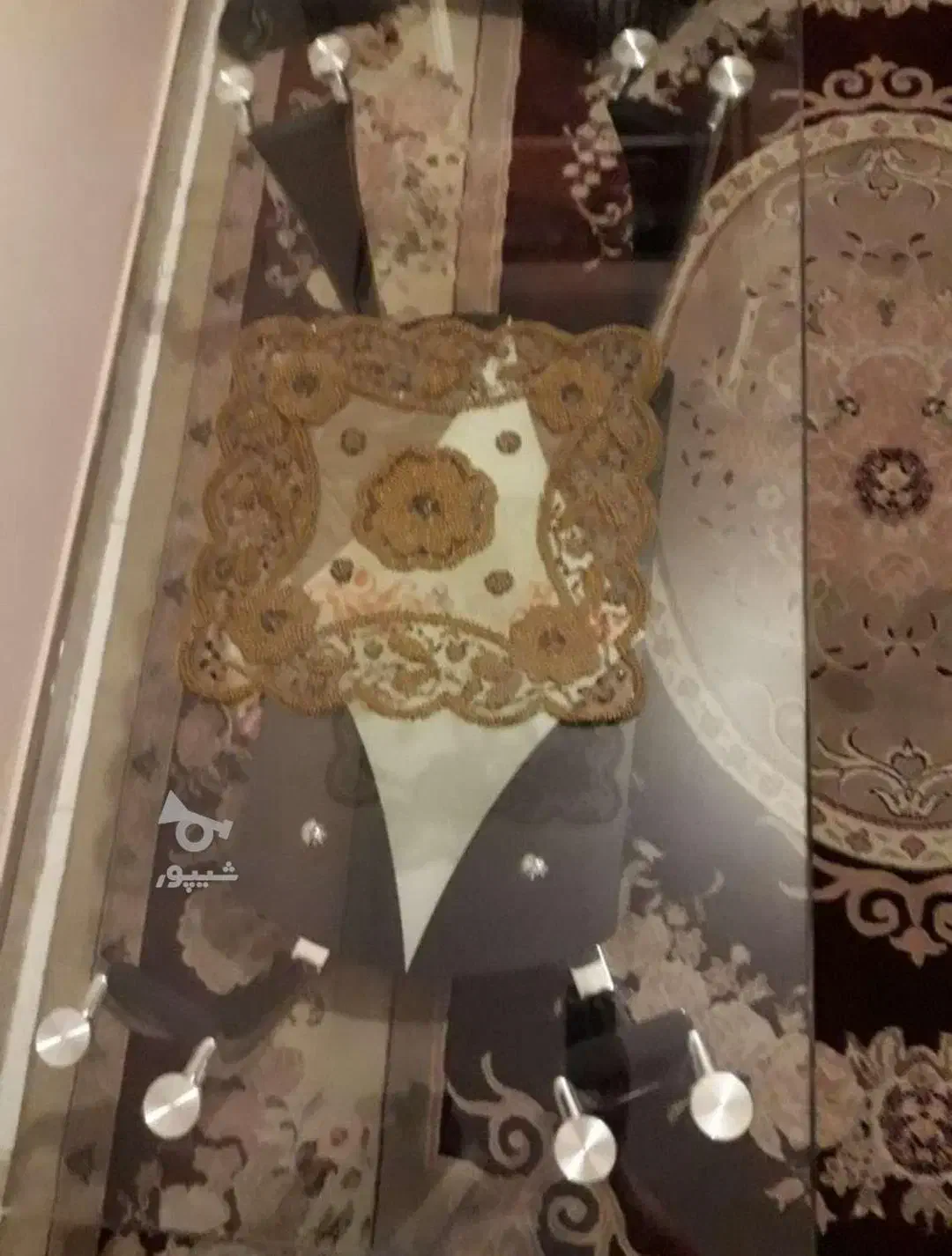 جلو مبلی|مبلمان خانگی و میز عسلی|اندیشه, اندیشه فاز ۱|دیوار