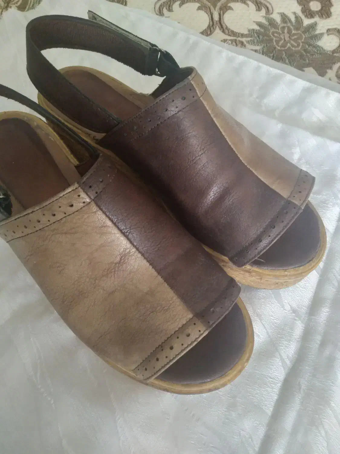 صندل شیک وسالم|کیف، کفش، کمربند|بروجرد, |دیوار